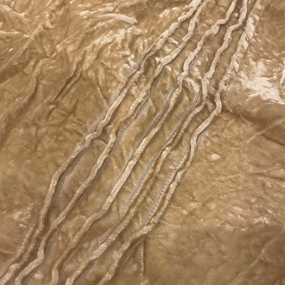 CP Shades Tan Regina Velvet Tunic - flawed - Picture 7 of 7